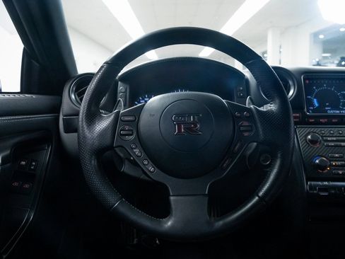 Used 2014 Nissan GT-R Premium AWD/4WD image 11