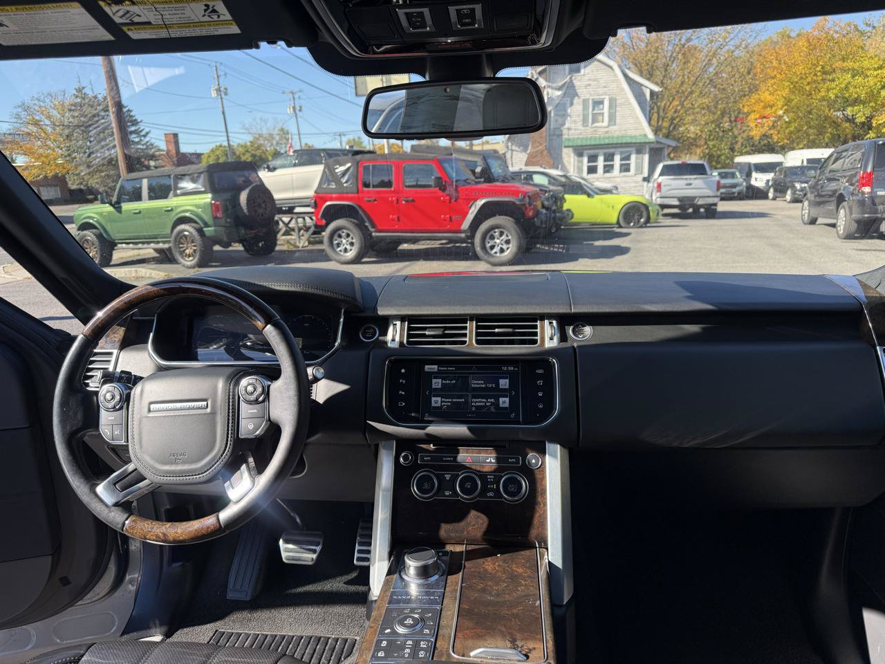 Used 2016 Land Rover Range Rover Supercharged AWD/4WD image 29