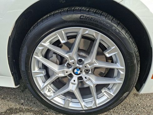 Used 2025 BMW 330i xDrive Sedan w/ M Sport Package image 8