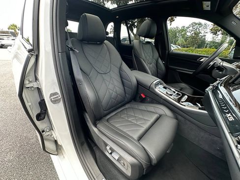 Used 2026 BMW X5 sDrive40i w/ M Sport Package RWD image 25
