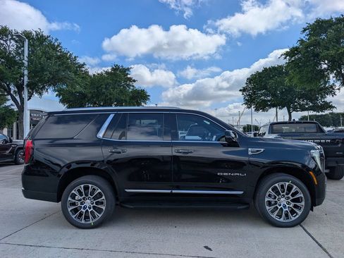 New 2026 GMC Yukon Denali w/ Advanced Technology Package AWD/4WD image 3