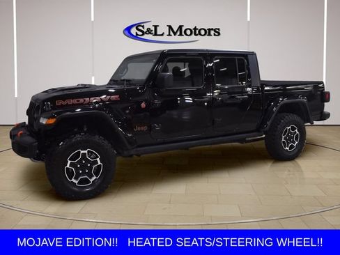 Used 2021 Jeep Gladiator Mojave w/ Dual Top Group AWD/4WD image 3