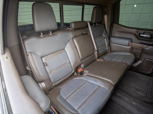 Used 2019 GMC Sierra 1500 Denali w/ Denali Ultimate Package AWD/4WD image 21