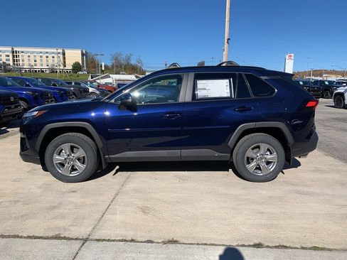 New 2025 Toyota RAV4 XLE image 9