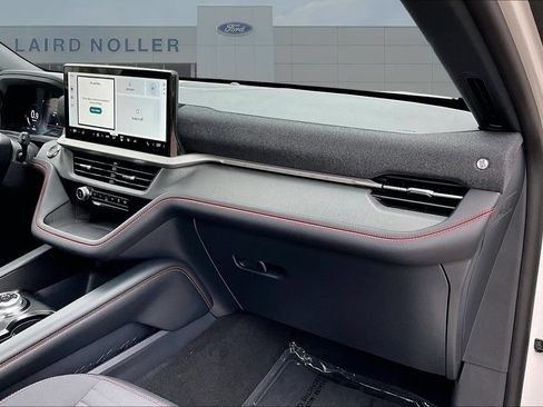 New 2026 Ford Explorer ST-Line AWD/4WD image 30