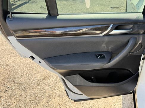 Used 2016 BMW X3 xDrive28i image 32