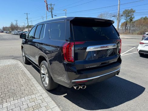 Used 2023 GMC Yukon Denali AWD/4WD image 5