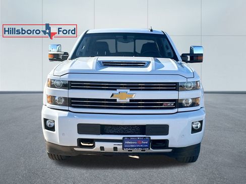 Used 2019 Chevrolet Silverado 2500 LTZ w/ Duramax Plus Package image 2