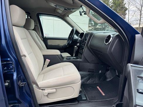 Used 2008 Ford Explorer Sport Trac XLT image 16