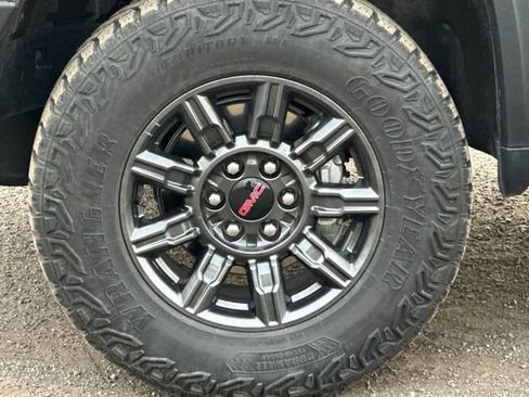 Used 2024 GMC Sierra 1500 AT4X AWD/4WD image 46
