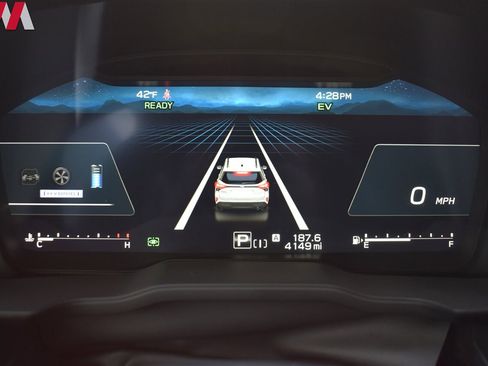 Used 2025 Subaru Forester Touring image 16