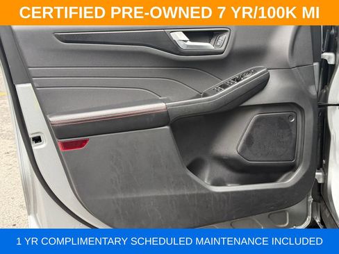 Used 2022 Ford Escape SEL w/ SEL Stealth AWD Package image 19