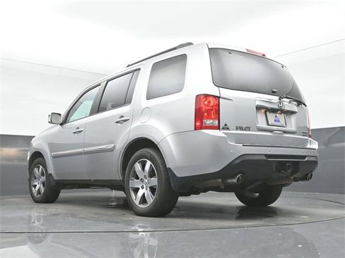 Used 2014 Honda Pilot Touring image 14