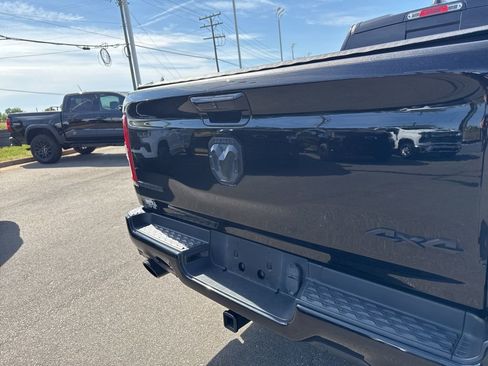 Used 2021 RAM 1500 Big Horn AWD/4WD image 33