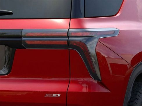 New 2026 Chevrolet Traverse Z71 w/ Enhanced Driving Package image 12