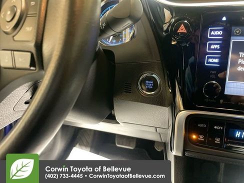 Used 2017 Toyota Corolla SE image 22