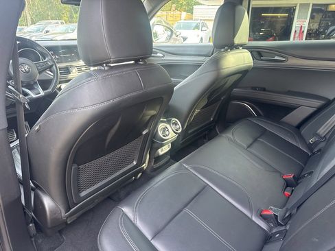 Used 2022 Alfa Romeo Stelvio Ti image 33