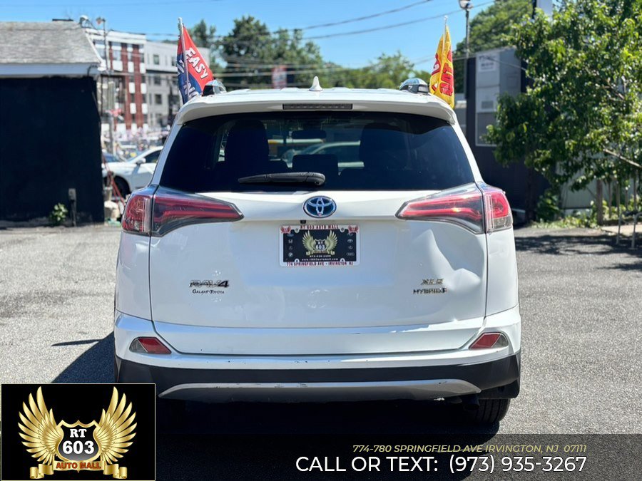 Used 2017 Toyota RAV4 XLE w/ Protection Package AWD/4WD image 5