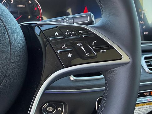 New 2026 Mercedes-Benz GLS 450 4MATIC image 23