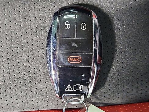 Used 2022 Bentley Bentayga image 52