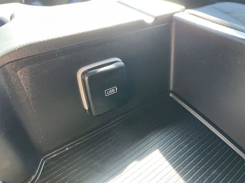 Used 2024 RAM 3500 Big Horn image 28