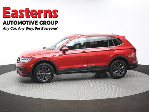 Used 2023 Volkswagen Tiguan SE AWD/4WD image 56