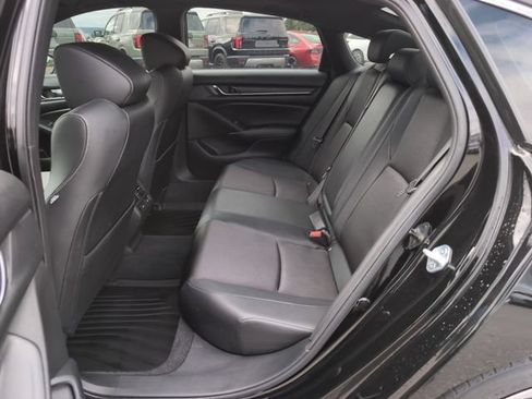 Used 2022 Honda Accord Sport image 15