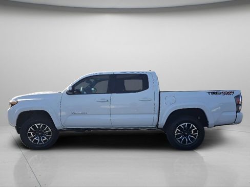 Used 2023 Toyota Tacoma TRD Sport AWD/4WD image 21