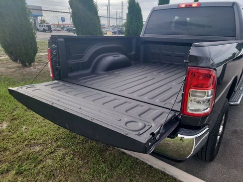 Certified 2024 RAM 2500 Big Horn AWD/4WD image 7