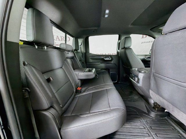 Used 2026 GMC Sierra 1500 SLT w/ SLT Premium Plus Package AWD/4WD image 33