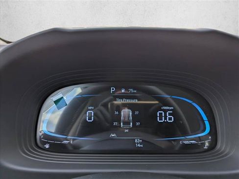 Certified 2026 Hyundai Venue SEL FWD image 15