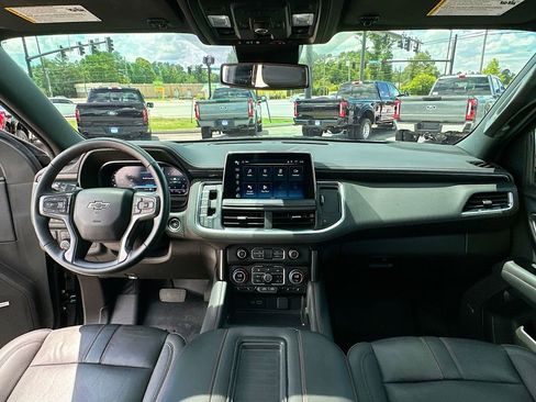 Used 2024 Chevrolet Tahoe RST w/ Luxury Package RWD image 3