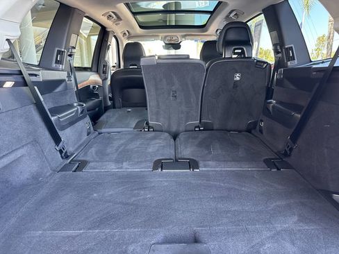 Certified 2024 Volvo XC90 B6 Plus AWD/4WD image 15