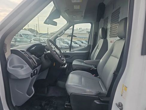 Used 2017 Ford Transit 250 Medium Roof w/Sliding Side Doo image 6