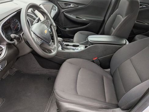 Used 2024 Chevrolet Malibu LT image 12