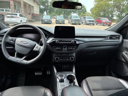 Used 2024 Ford Escape ST-Line AWD/4WD image 12