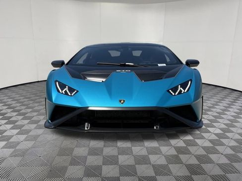 Used 2022 Lamborghini Huracan STO RWD image 5