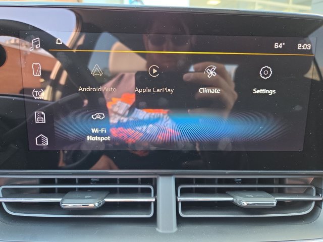Used 2026 Chevrolet Trax LT w/ LT Convenience Package FWD image 21