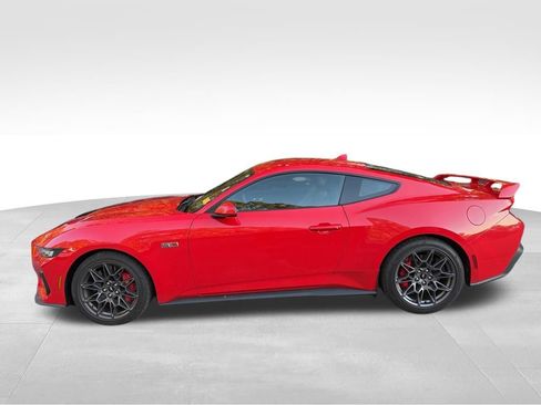 Used 2024 Ford Mustang GT Premium w/ GT Performance Package image 3