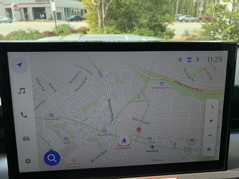 Used 2025 Toyota Tacoma TRD Sport w/ TRD Sport Upgrade Package image 23