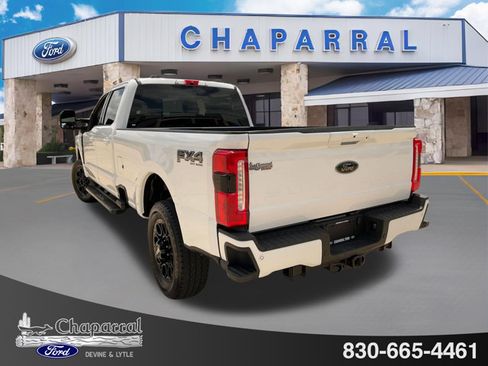 Certified 2025 Ford F250 XLT w/ Black Appearance Package AWD/4WD image 15