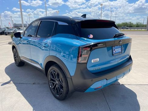 Certified 2025 Nissan Kicks SR FWD image 5