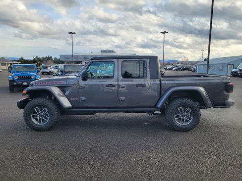 New 2026 Jeep Gladiator Mojave w/ Steel Bumper Group image 14