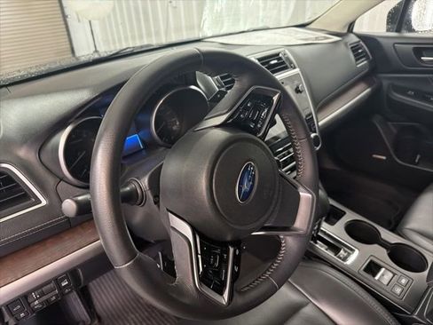 Used 2019 Subaru Outback 3.6R Limited AWD/4WD image 11