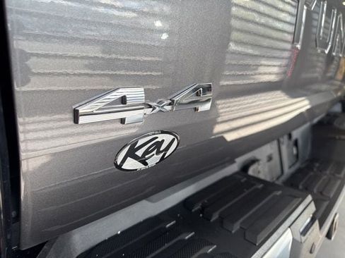 Used 2024 Toyota Tundra Limited AWD/4WD image 21