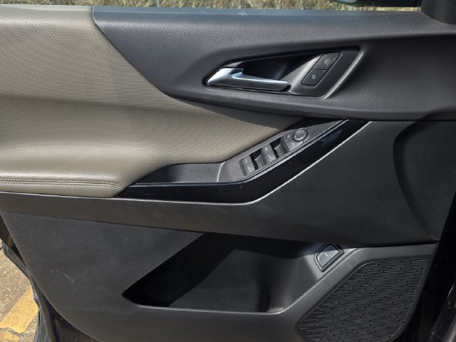 Used 2025 Chevrolet Equinox LT w/ Convenience Package II FWD image 21