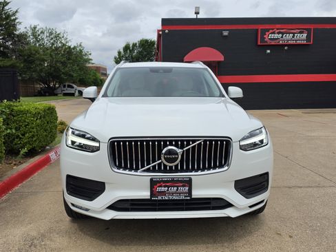 Used 2020 Volvo XC90 T6 Momentum AWD/4WD image 5