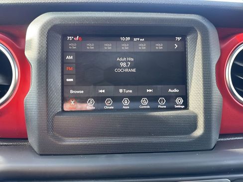 Used 2020 Jeep Wrangler Unlimited Rubicon w/ Cold Weather Group image 16