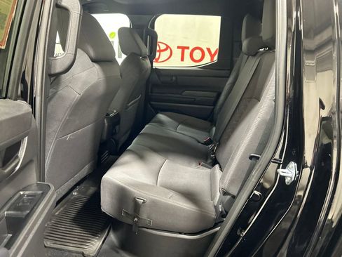 Used 2025 Toyota Tacoma SR5 image 15