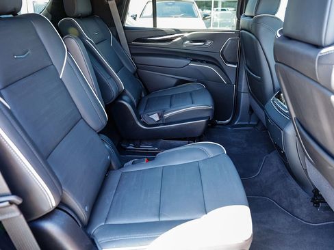 Used 2024 Cadillac Escalade Sport w/ LPO, ONYX Package AWD/4WD image 19